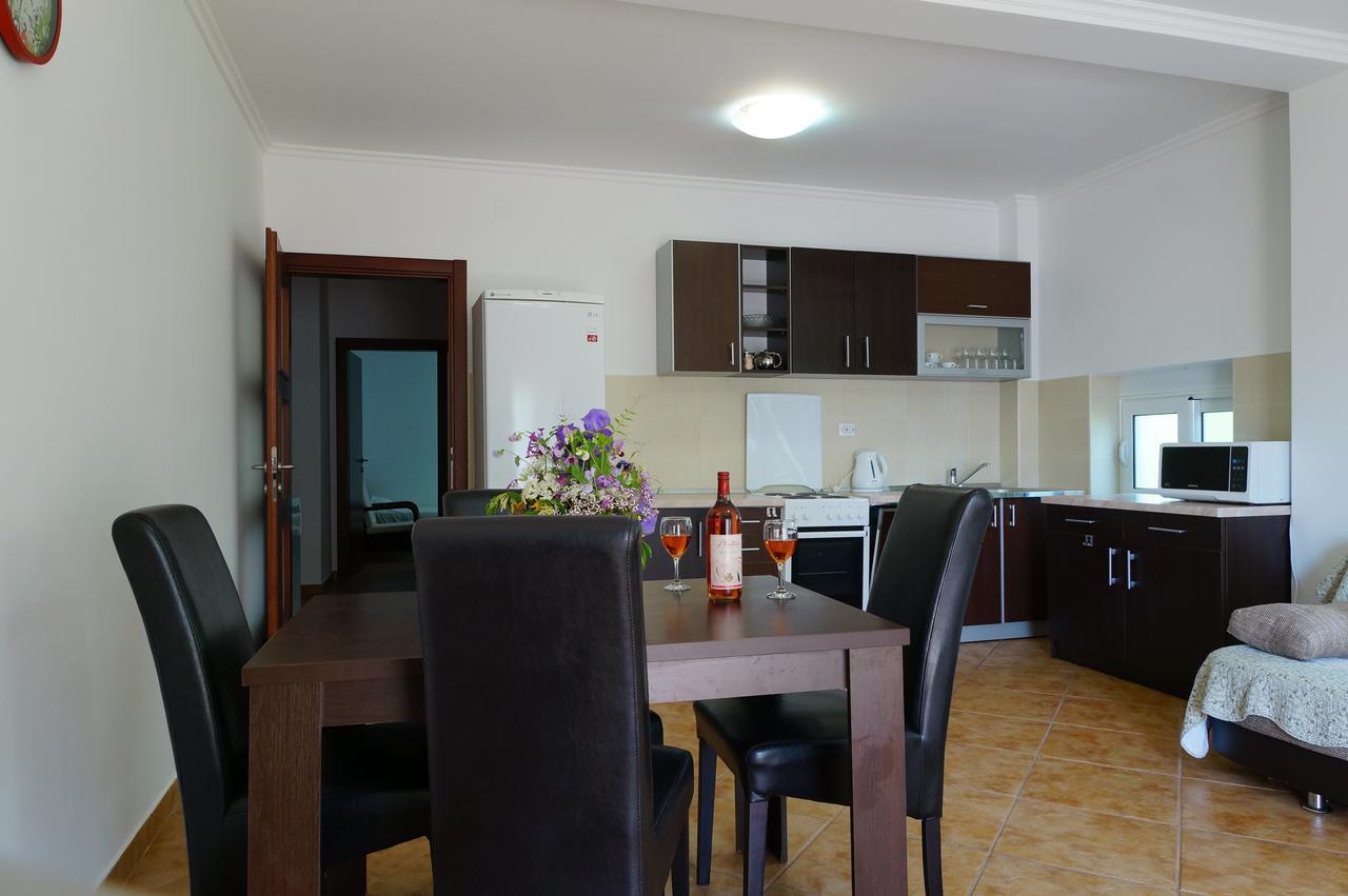 Apart Hotel Forte Roses Montenegro Ko Buljarica Petrovac Eksteriør billede