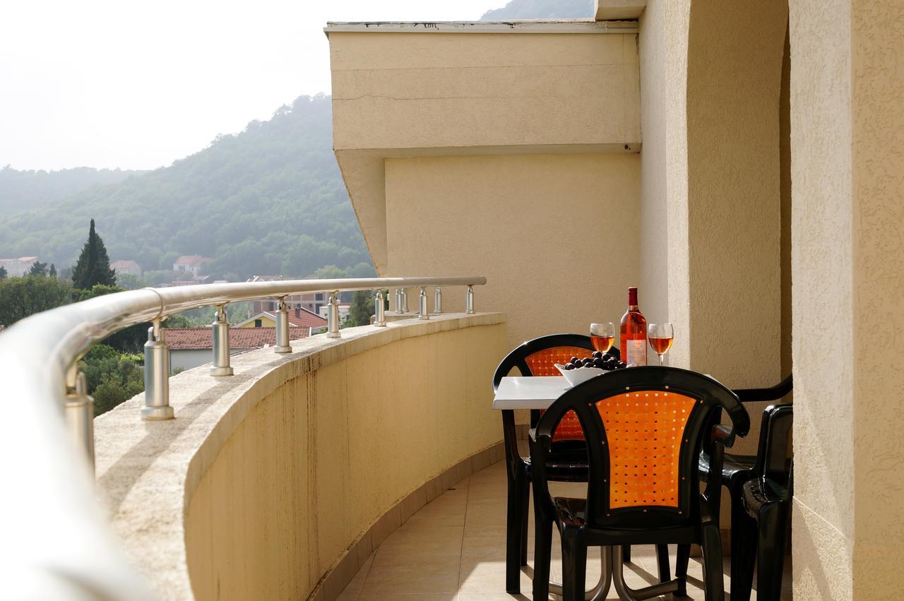 Apart Hotel Forte Roses Montenegro Ko Buljarica Petrovac Eksteriør billede